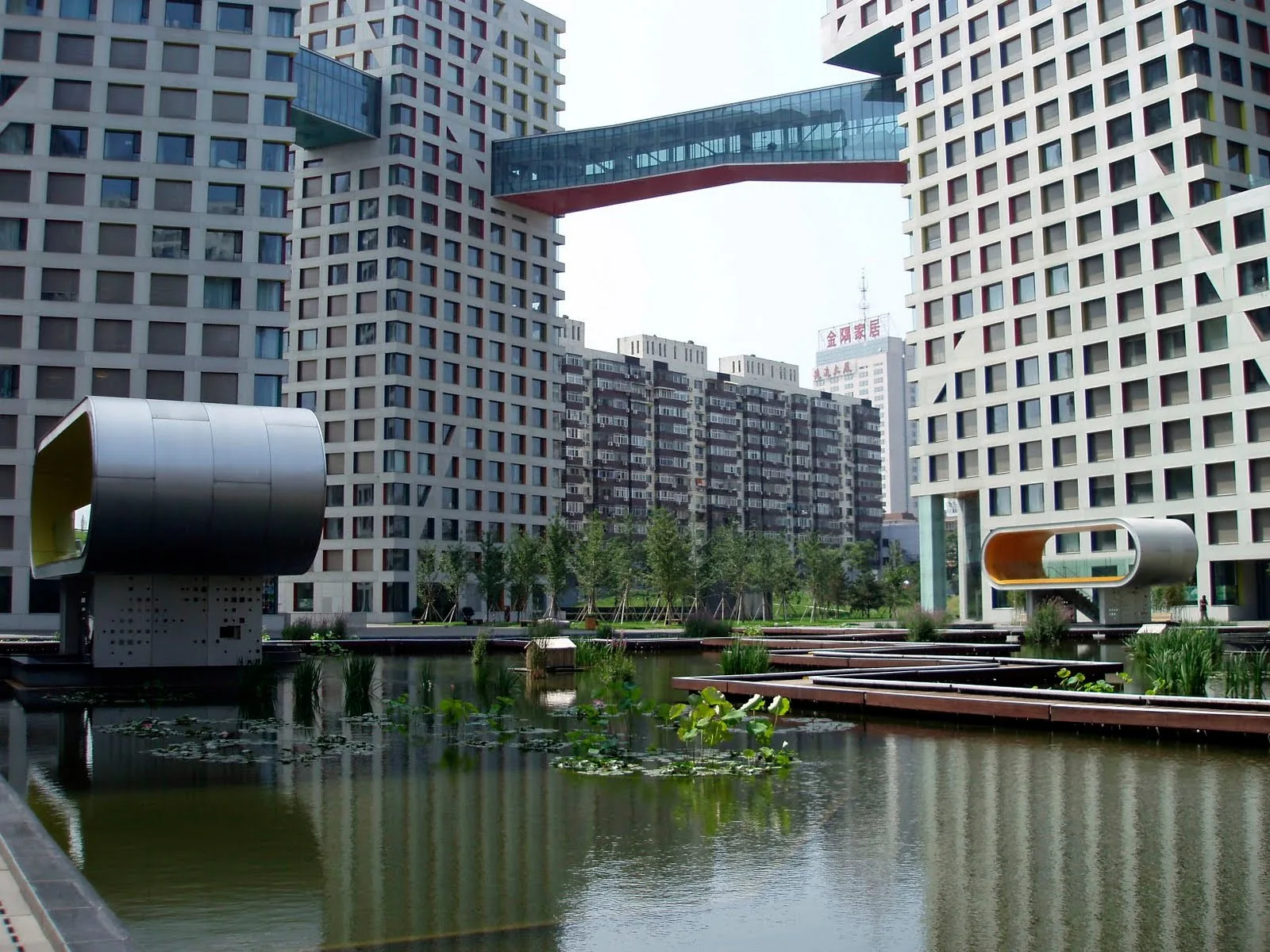 Water courtyard at Beijing MOMA Phase III