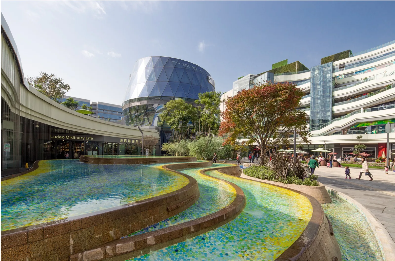Water plaza at Chengdu Joy City