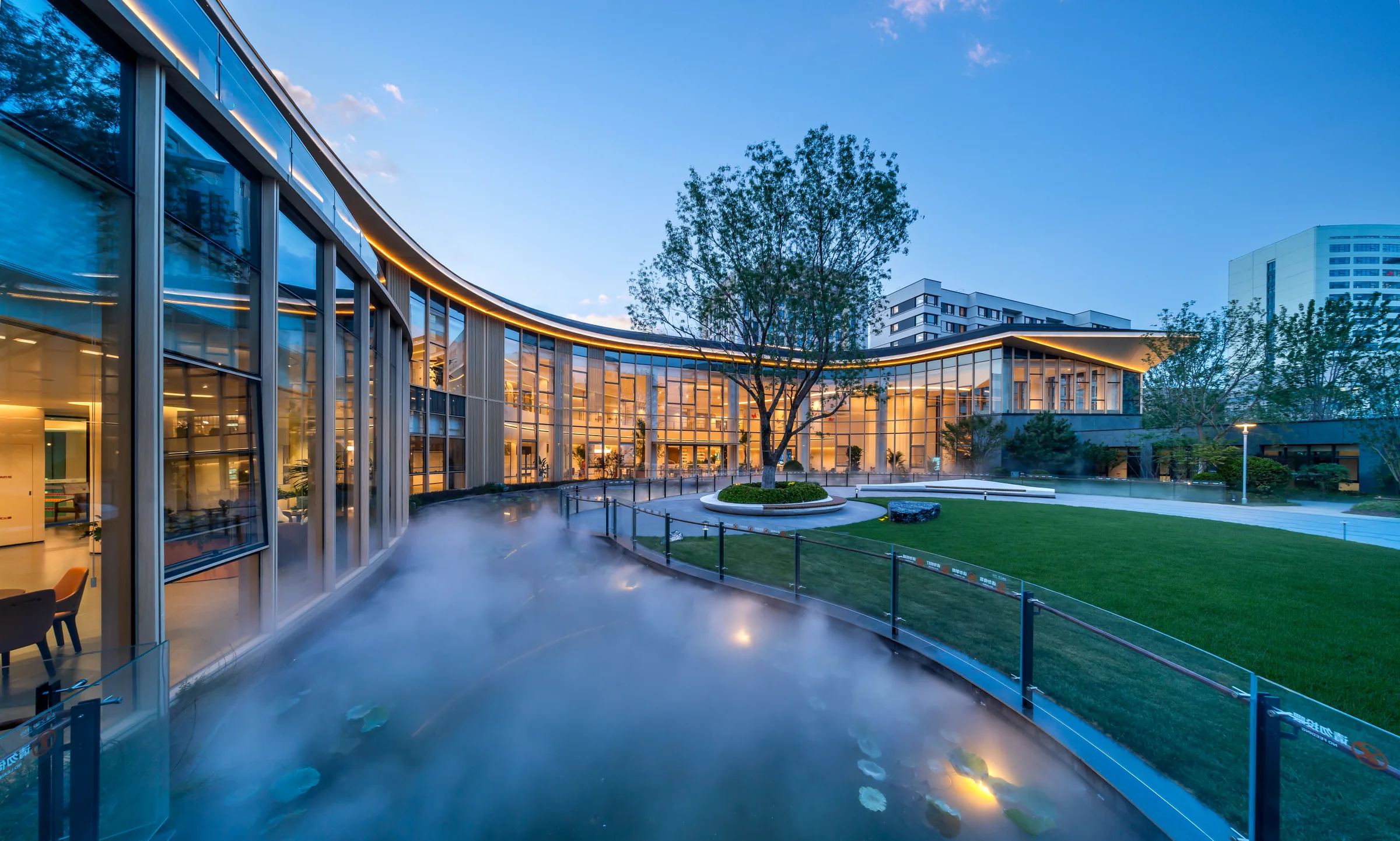 Evening water courtyard at Tianjin Taikang Jinyuan