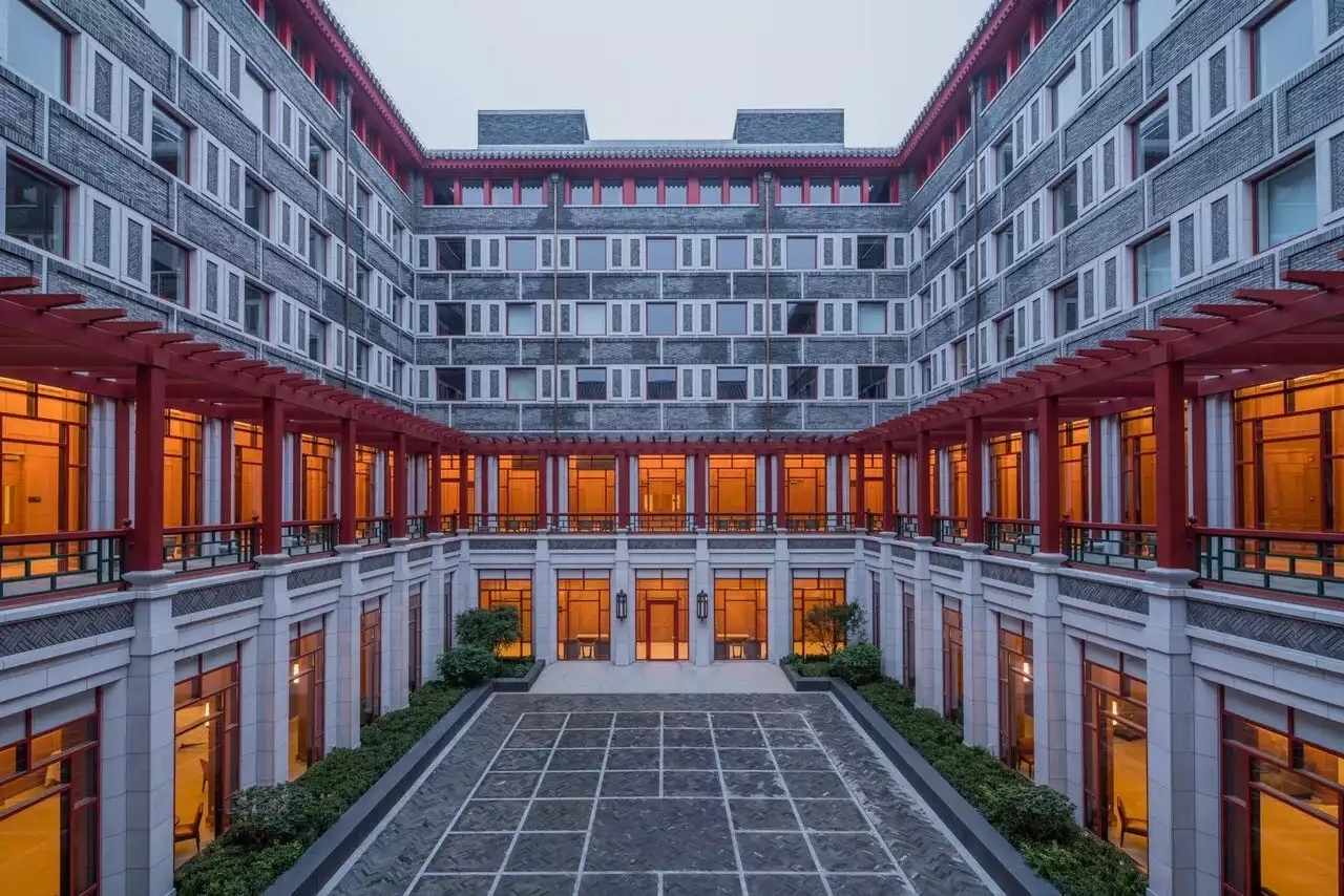 Formal courtyard at Tsinghua Schwarzman College