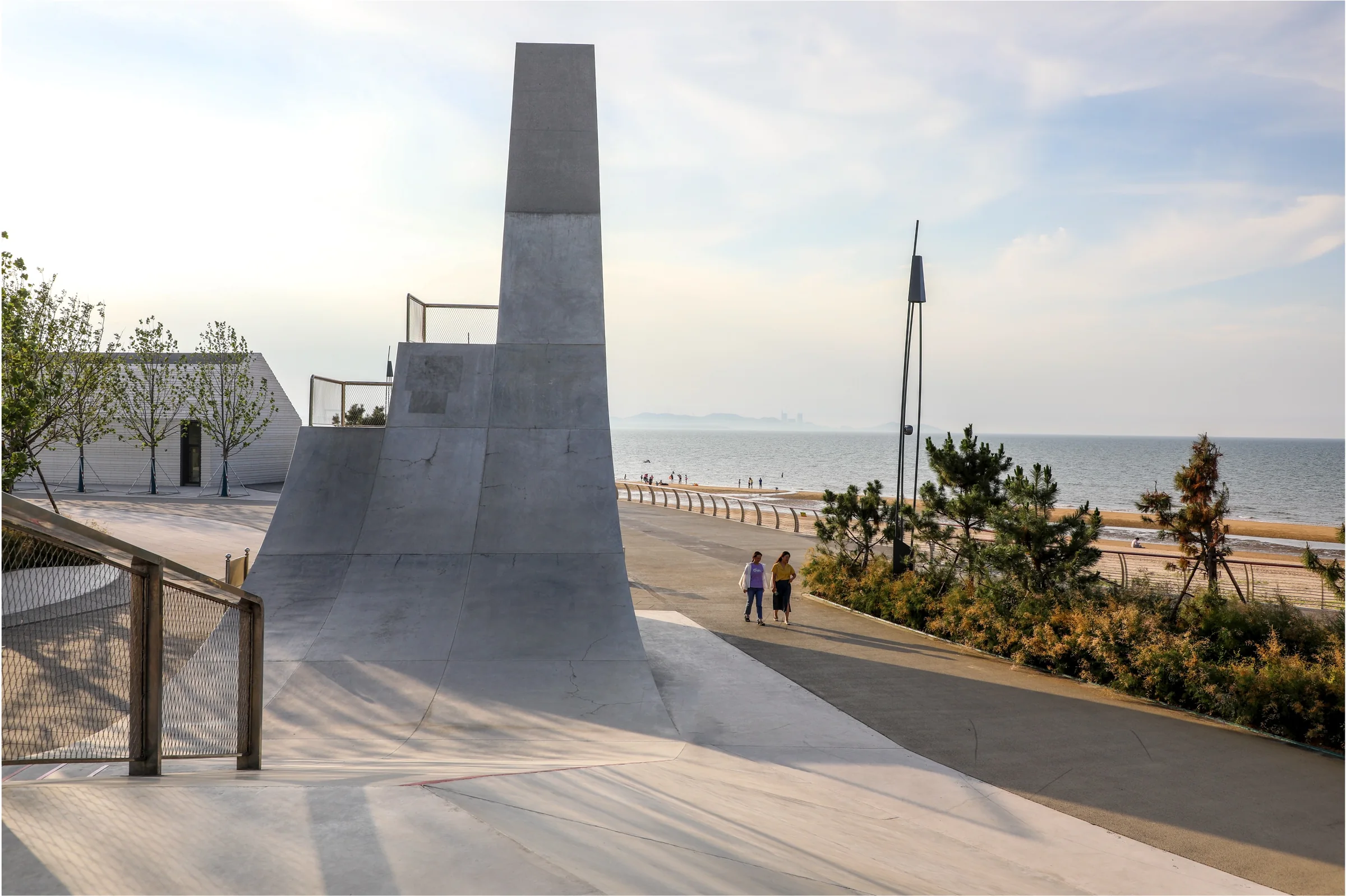 Sun Tower promenade facing the beach